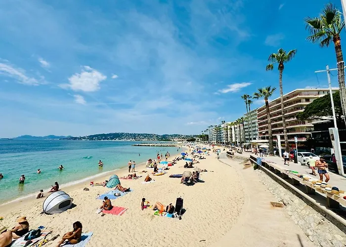 아파트 Le Mediterranee - 4 Pers - 200 M Des Plages 앙티브