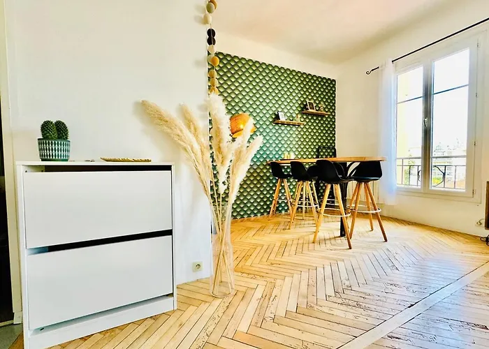 아파트 Le Mediterranee - 4 Pers - 200 M Des Plages 앙티브