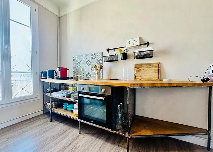 Le Mediterranee - 4 Pers - 200 M Des Plages 아파트