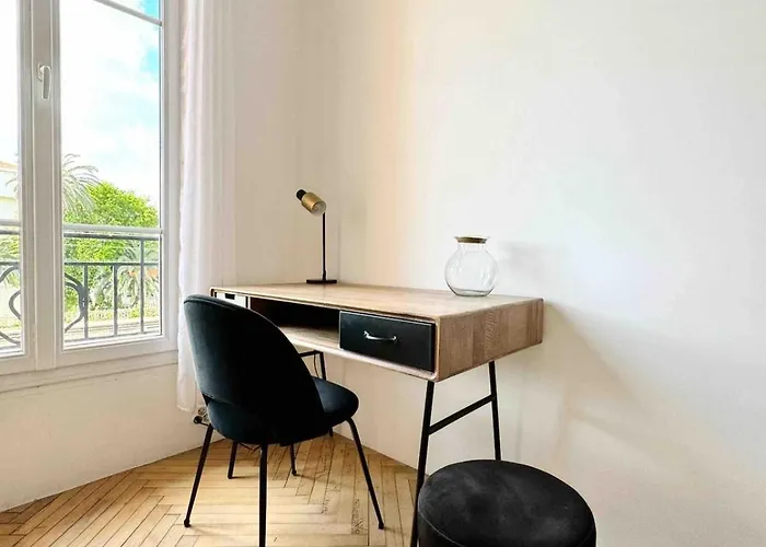 Le Mediterranee - 4 Pers - 200 M Des Plages 앙티브